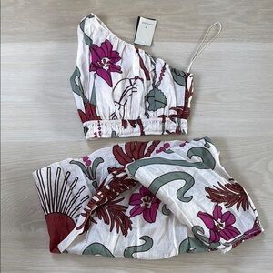 Floral One-Shoulder Top